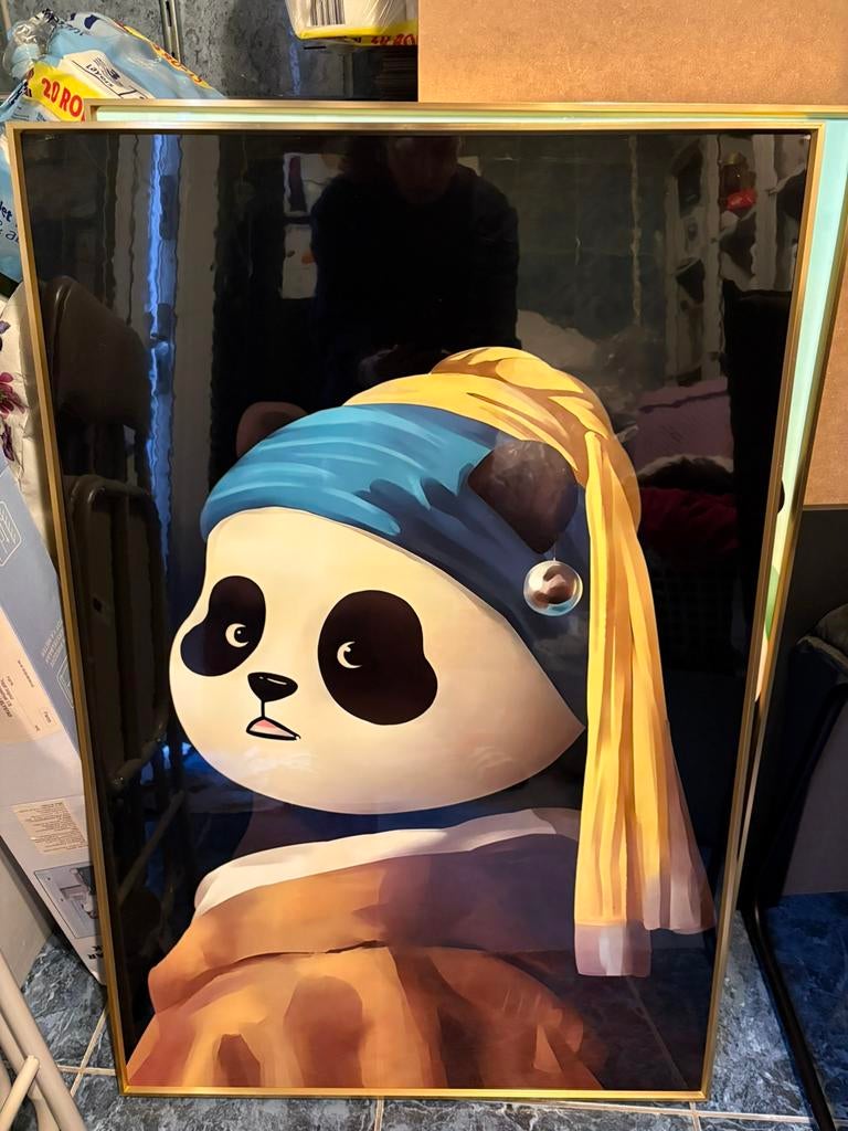 Panda schilderijen, Ophalen