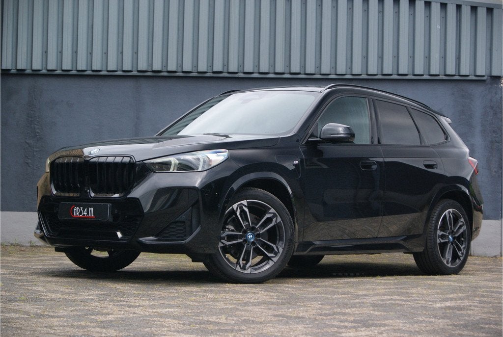 BMW X1 xDrive25e 245PK M-Sport Head-Up/Wegkl.trekhk/Drivinga, Auto's, BMW, Bedrijf, Te koop, X1, 360° camera, 4x4, ABS, Achteruitrijcamera