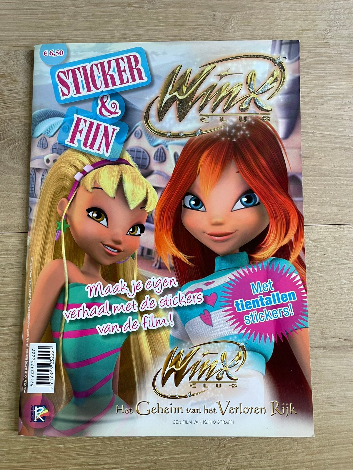 Winx Club vintage sticker boek herbruikbaar scènes 2006., Ophalen of Verzenden, Zo goed als nieuw