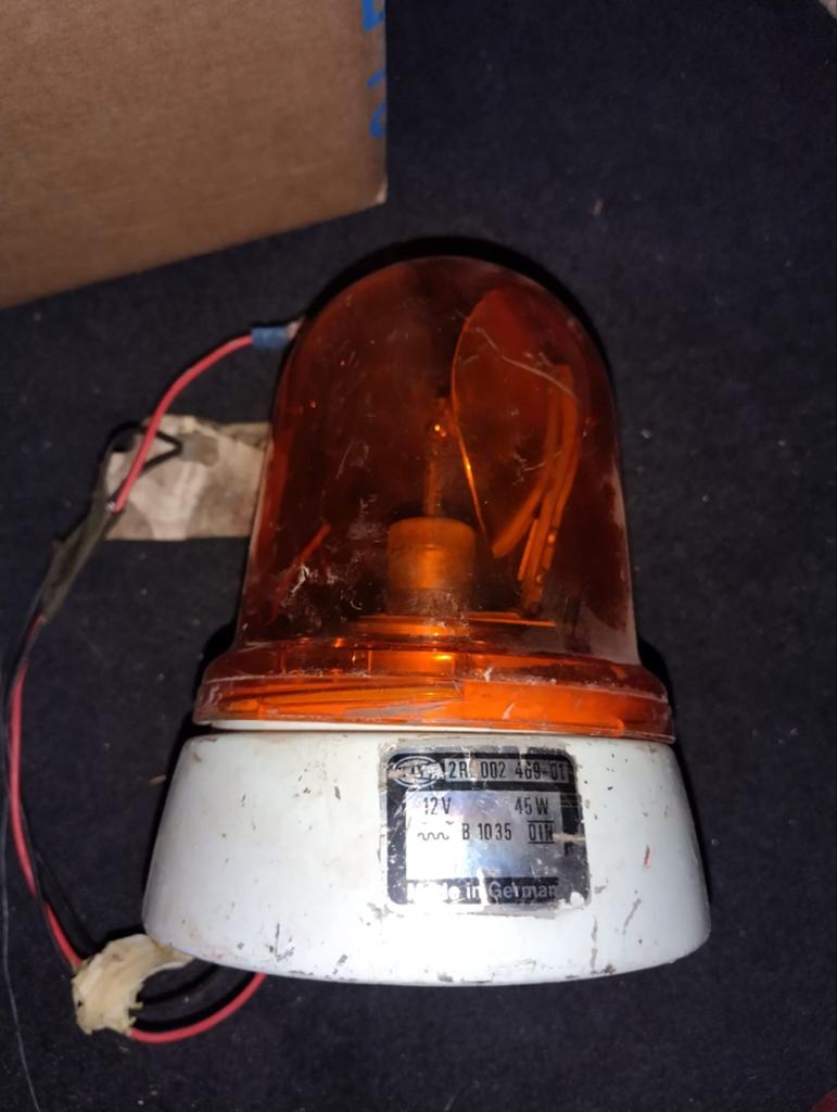 Vintage zwaailicht Hella 2RL 002 469-01. 12V, 45W. B1035 DIN, Auto-onderdelen, Verlichting, Ophalen of Verzenden, Gebruikt, Universele onderdelen
