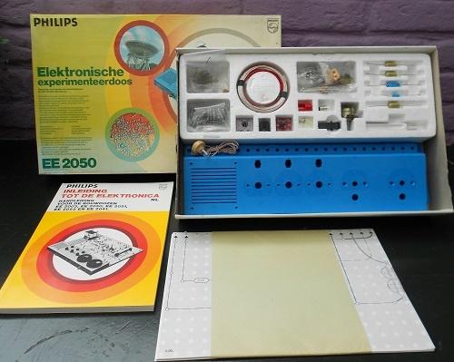 Philips EE 2050 2 stuks lees maar even, Overige merken, Gebruikt, Ophalen of Verzenden, Groter dan 1:32