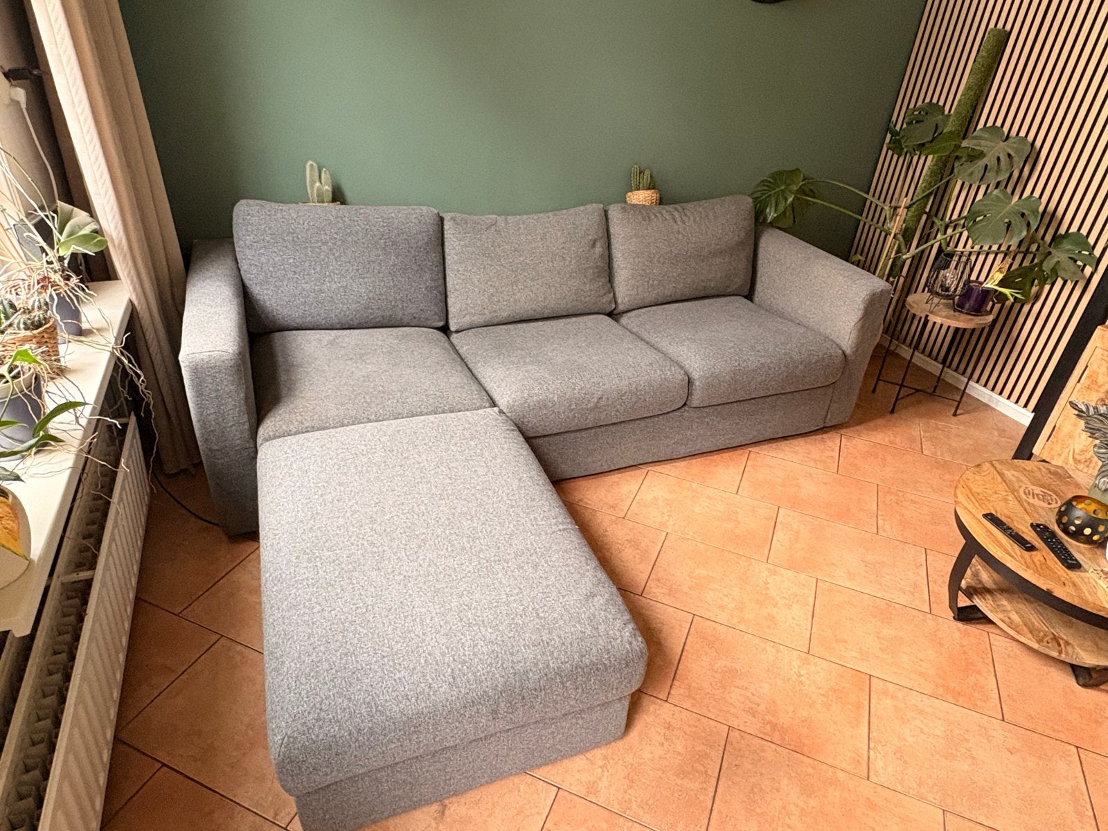 Grijze hoekbank met chaise longue vimle, Huis en Inrichting, Ophalen, Gebruikt, 125 tot 150 cm, Hoekbank