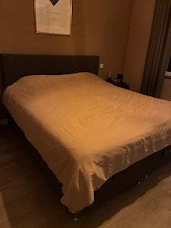 Antracietkleurige nette boxspring - Weert