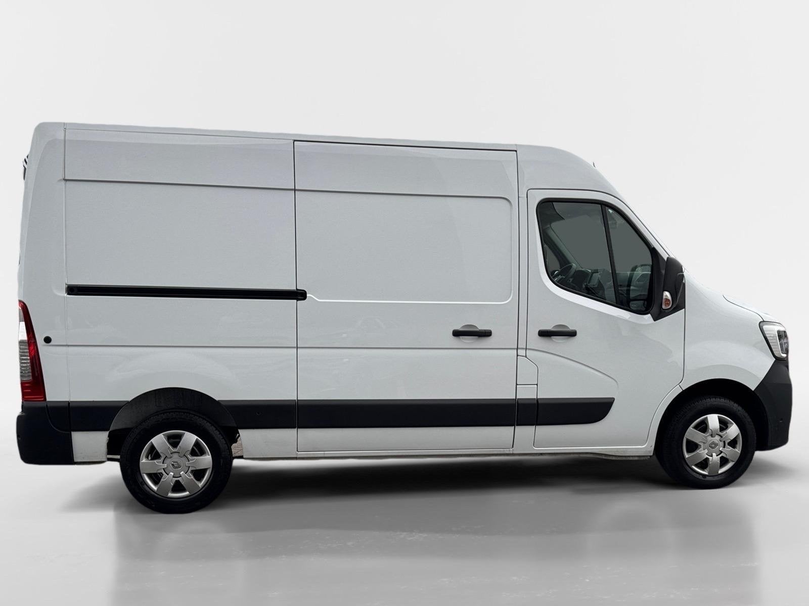 Renault Master T33 2.3 - 135PK dCi L2H2 Work Edition | BPM V, Gebruikt, Euro 6, 4 cilinders, Met garantie (alle)