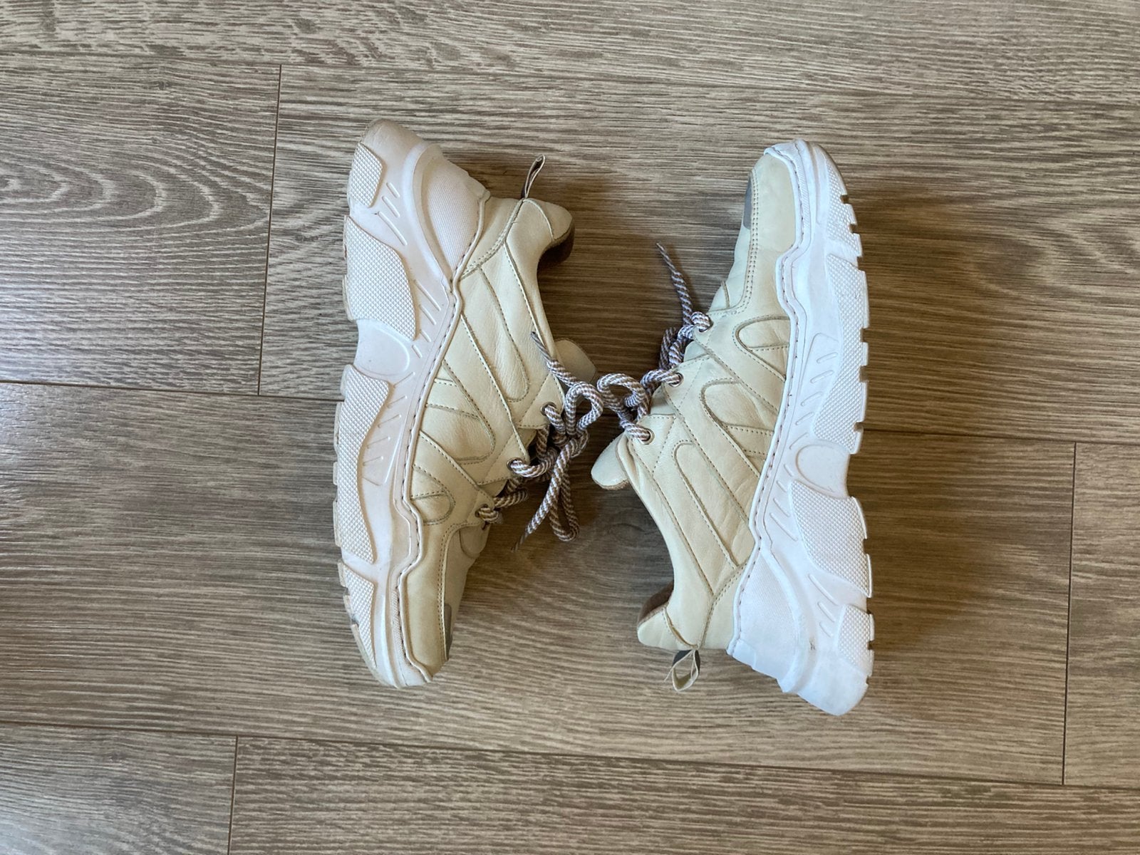 DWRS sneakers, maat 41, Kleding | Dames, Schoenen, Beige, Ophalen of Verzenden, Sneakers of Gympen, Gedragen