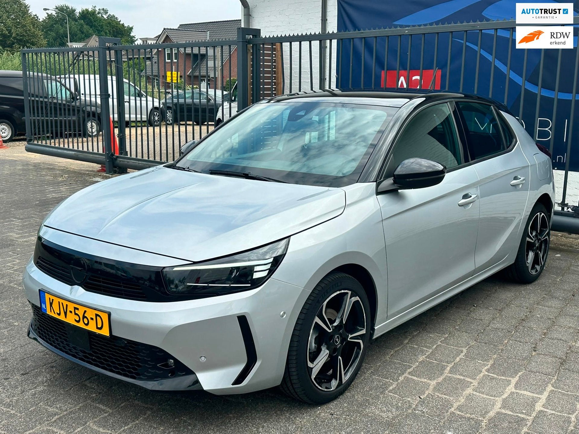 Opel CORSA 1.2 GS Line / APPLE CARPLAY / PANO / STUUR-STOELV, Voorwielaandrijving, Gebruikt, Euro 6, 1199 cc