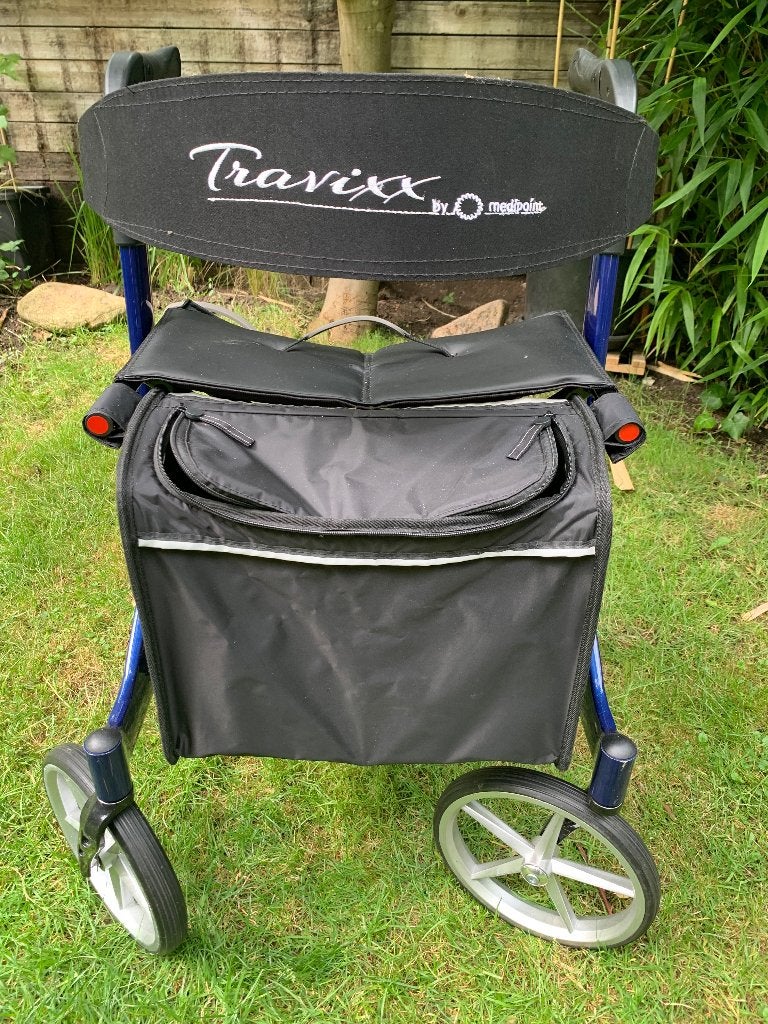 Rollator Travixx de Luxe M, in/outdoor,2023,zgan,blauw, Ophalen, Zo goed als nieuw