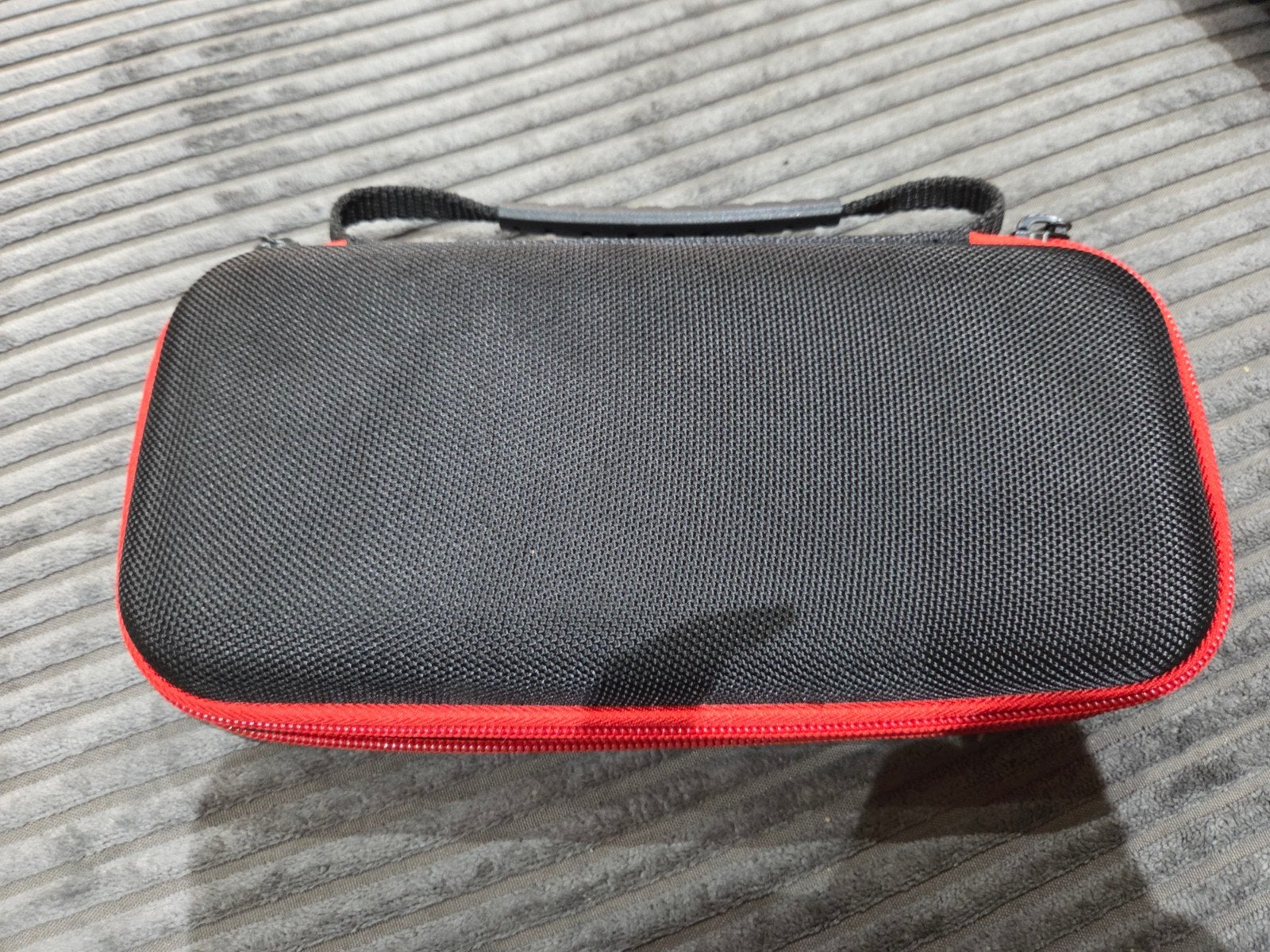 Nintendo switch light case, Spelcomputers en Games, Ophalen of Verzenden, Zo goed als nieuw, Hoesje, Tasje of Behuizing