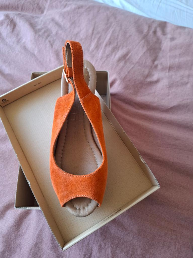 Spaanse design schoenen, maat 38. Nieuw!, Ophalen of Verzenden, Nieuw