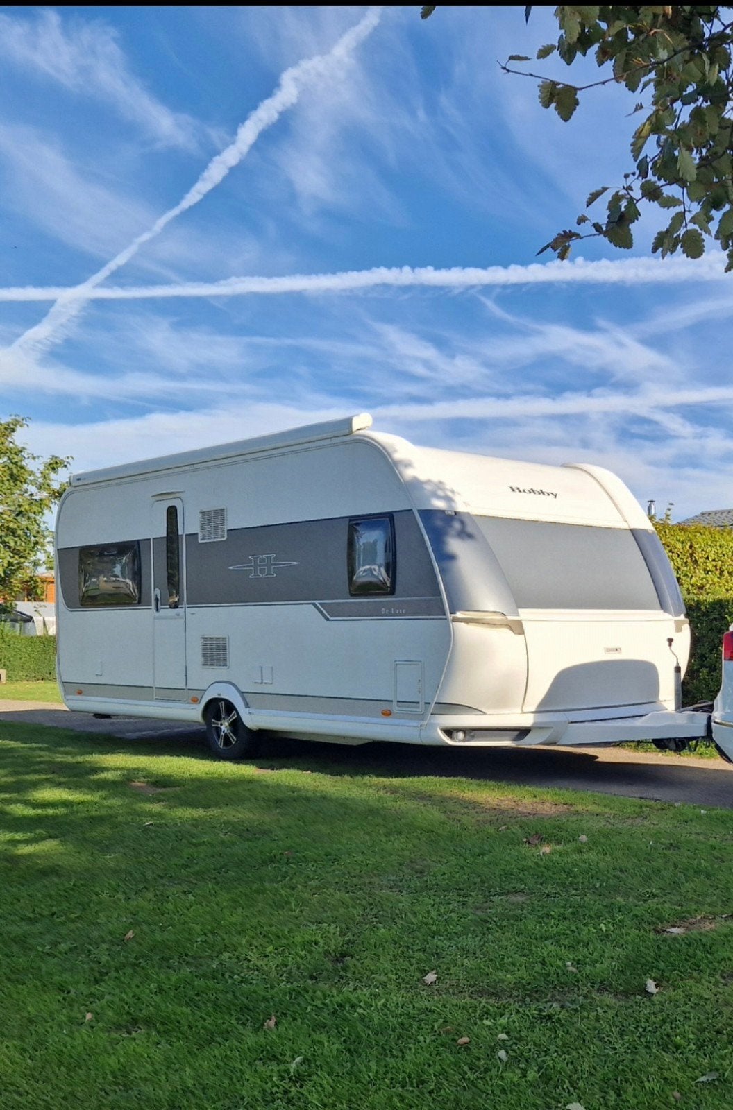 Hobby De Luxe 560 CFE met airco, Rondzit, Hobby, Frans bed, 7 tot 8 meter