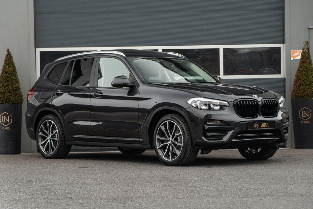 BMW X3 xDrive30e Business| 360 camera | DAB | Pano | Carplay, Auto's, BMW, Automaat, 1998 cc, Gebruikt, 4 cilinders