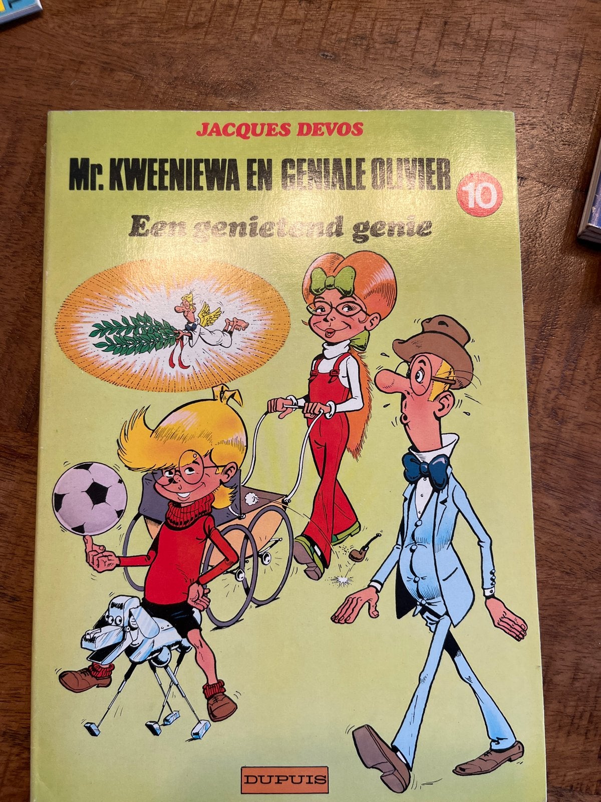 Mr. Kweeniewa en Geniale Olivier - Een genietend genie, Boeken, Eén stripboek, Ophalen of Verzenden, Gelezen