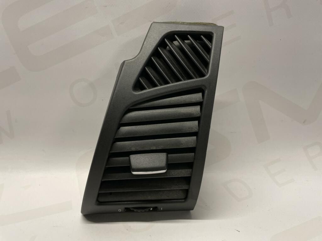 Dashboard luchtrooster linksvoor BMW E81 705918713, Auto-onderdelen, Gebruikt, -, -, Ophalen of Verzenden