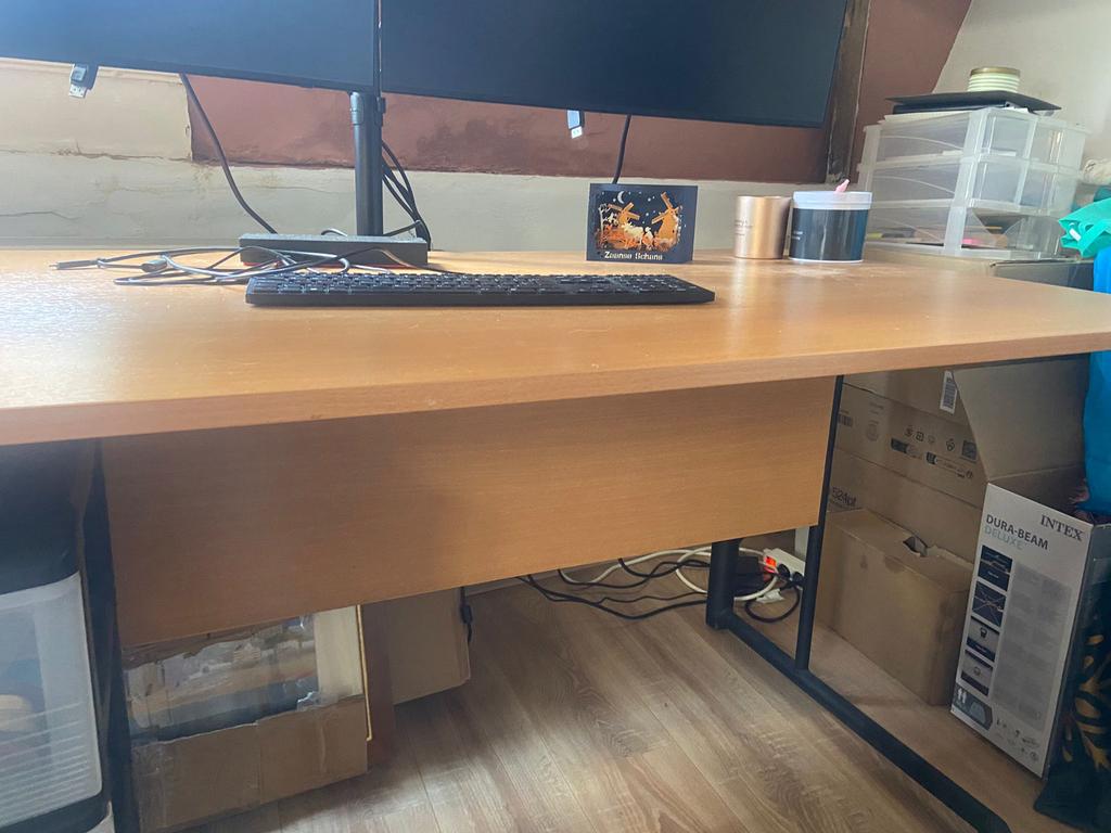 Office desk, Ophalen of Verzenden