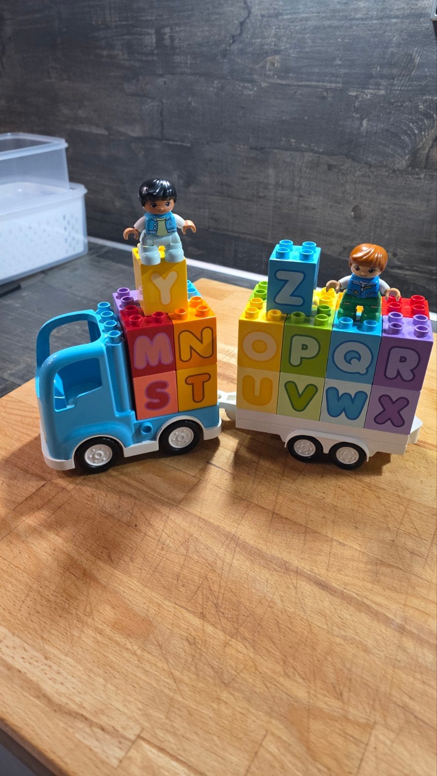Duplo ABC Vrachtwagen met aanhanger en poppetjes, Ophalen of Verzenden, Zo goed als nieuw