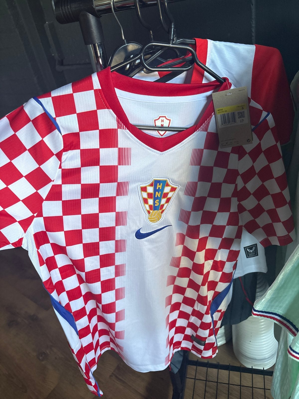 Voetbalshirts: FC Bayern, Feyenoord, Kroatië, Frankrijk, Tur, Sport en Fitness, Voetbal, Maat S, Ophalen of Verzenden, Nieuw, Shirt