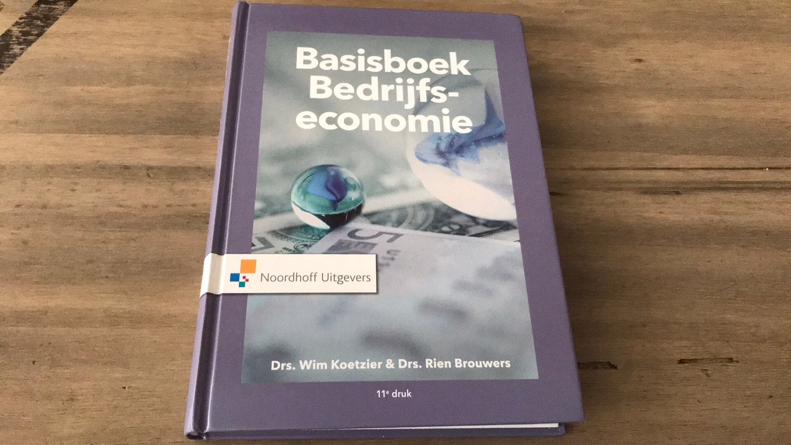 Basisboek bedrijfseconomie-studentenuitwerkingen, Wim Koetzier; Rien Brouwers; Olaf Leppink, Ophalen of Verzenden, Management