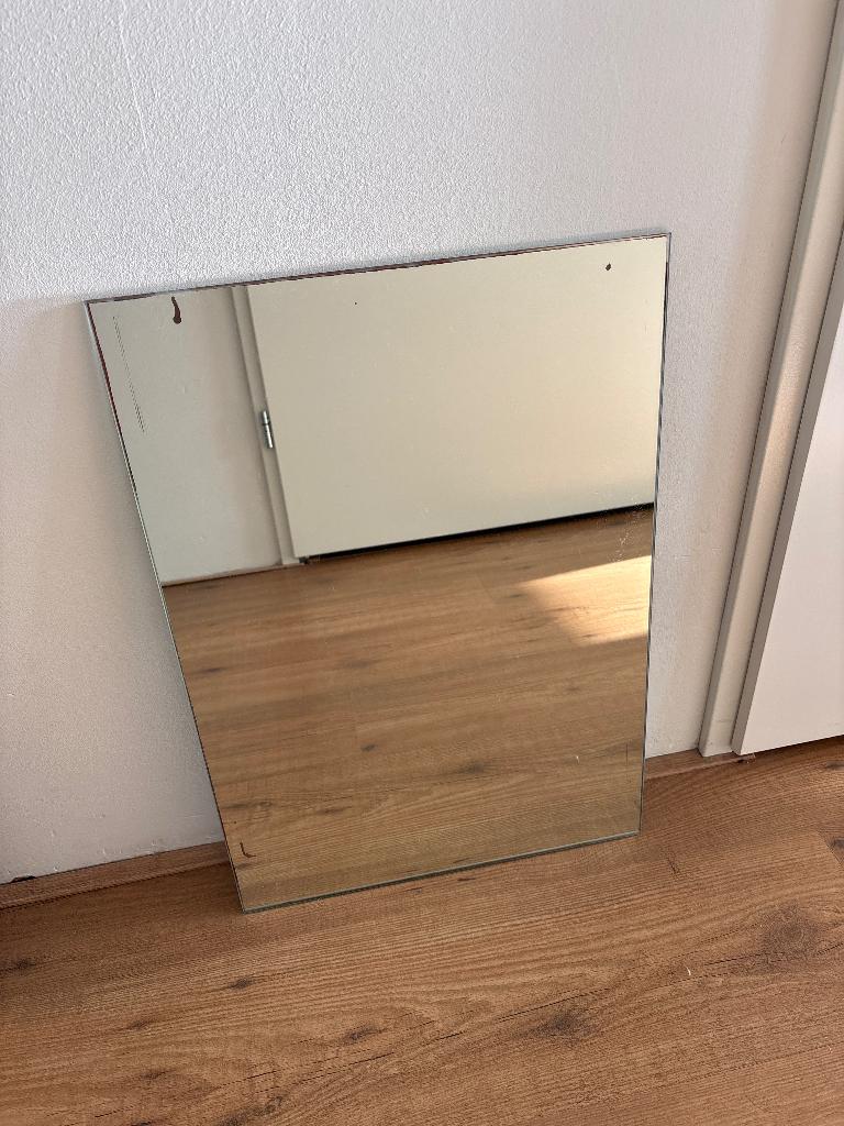 Badkamer spiegel, Huis en Inrichting, Woonaccessoires | Spiegels, Ophalen, Minder dan 50 cm, Gebruikt, Minder dan 100 cm
