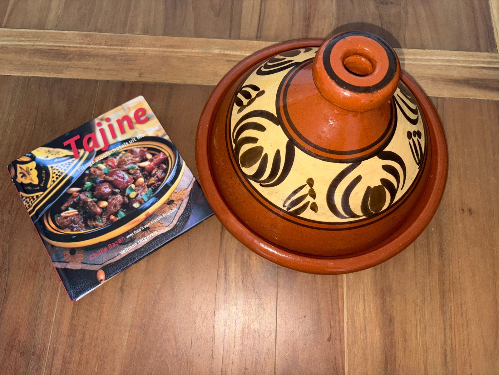 Tajine + kookboek, Ophalen, Nieuw, Steen/keramiek, Kookpan