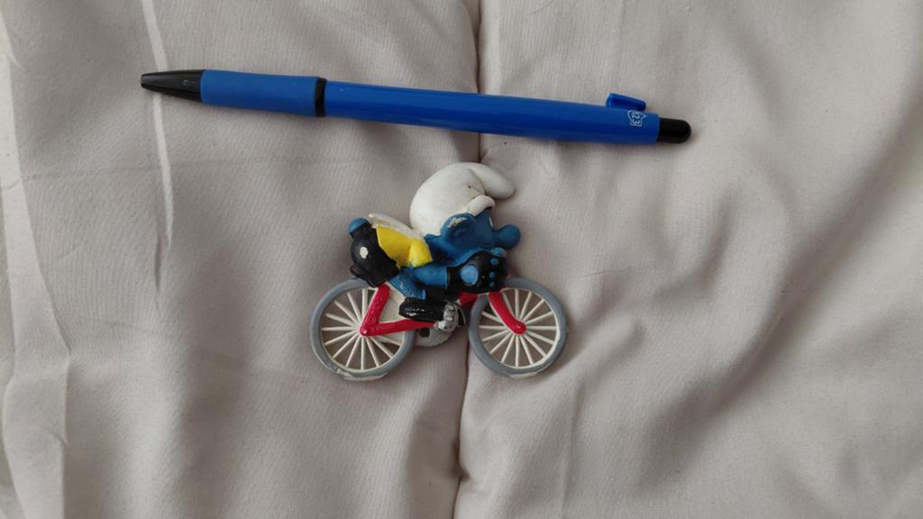 Super smurfen wielrenner, Verzamelen, Smurfen, Gebruikt, Verschillende Smurfen, Ophalen of Verzenden