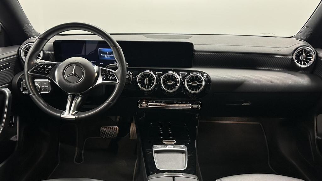 Mercedes CLA-klasse Shooting Brake 250 e Luxury Line SOH 95%, Auto's, Mercedes-Benz, CLA, Gebruikt, 4 cilinders, Met garantie (alle)