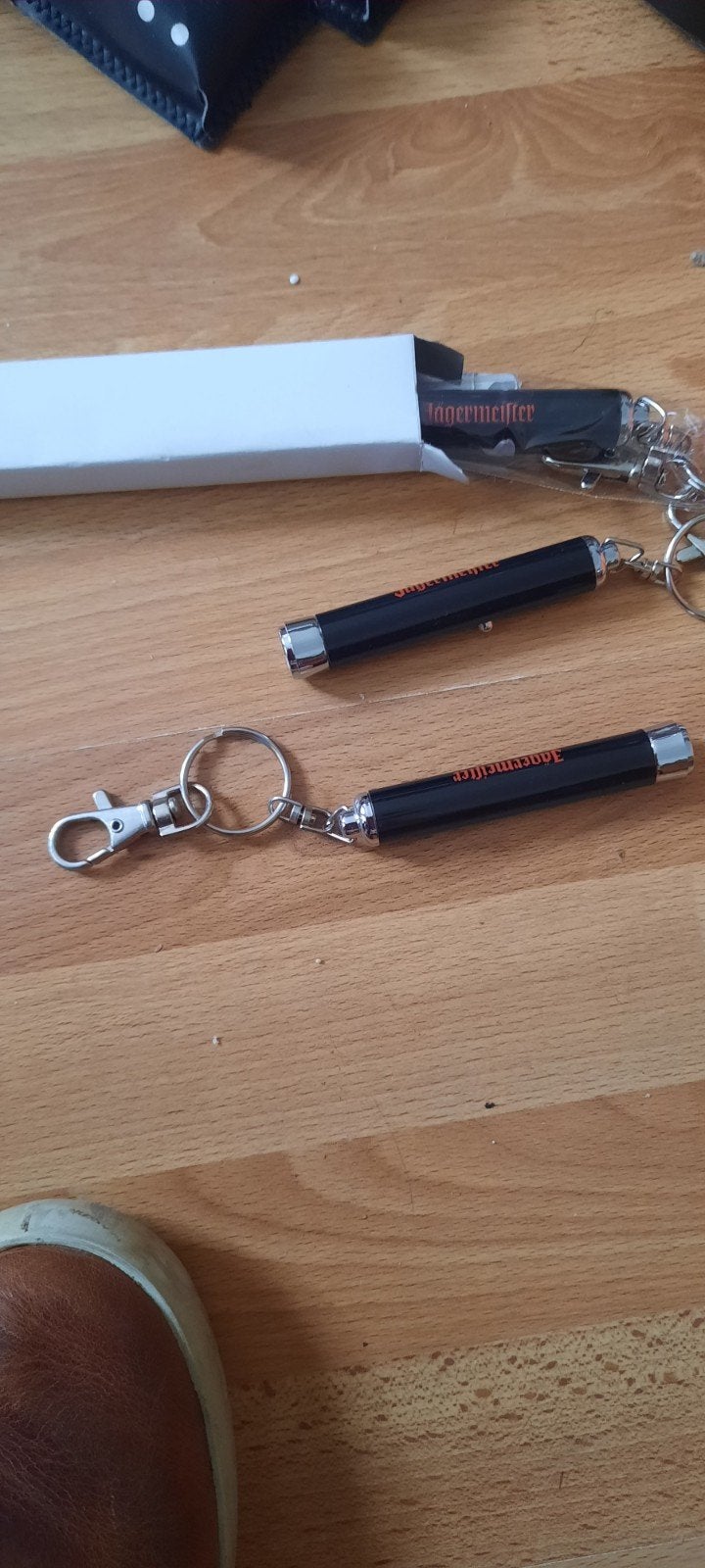 Jägermeister Sleutelhanger met LED-lampje, Verzamelen, Ophalen of Verzenden, Nieuw, Gebruiksvoorwerp