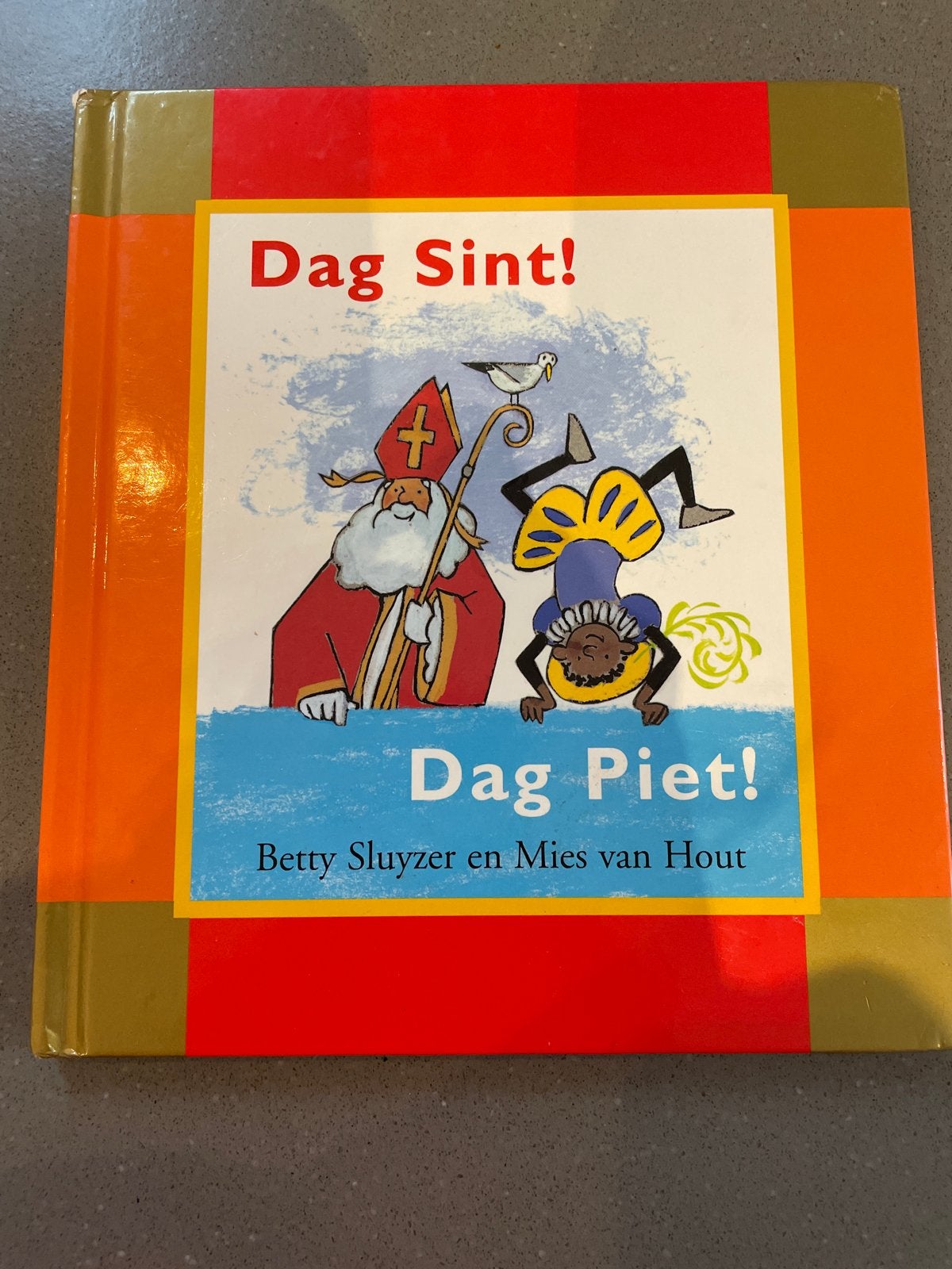 Dag Sint! Dag Piet! Leuk prentenboekje voor de allerkleinste, Boeken, Ophalen of Verzenden, Gelezen, Fictie algemeen