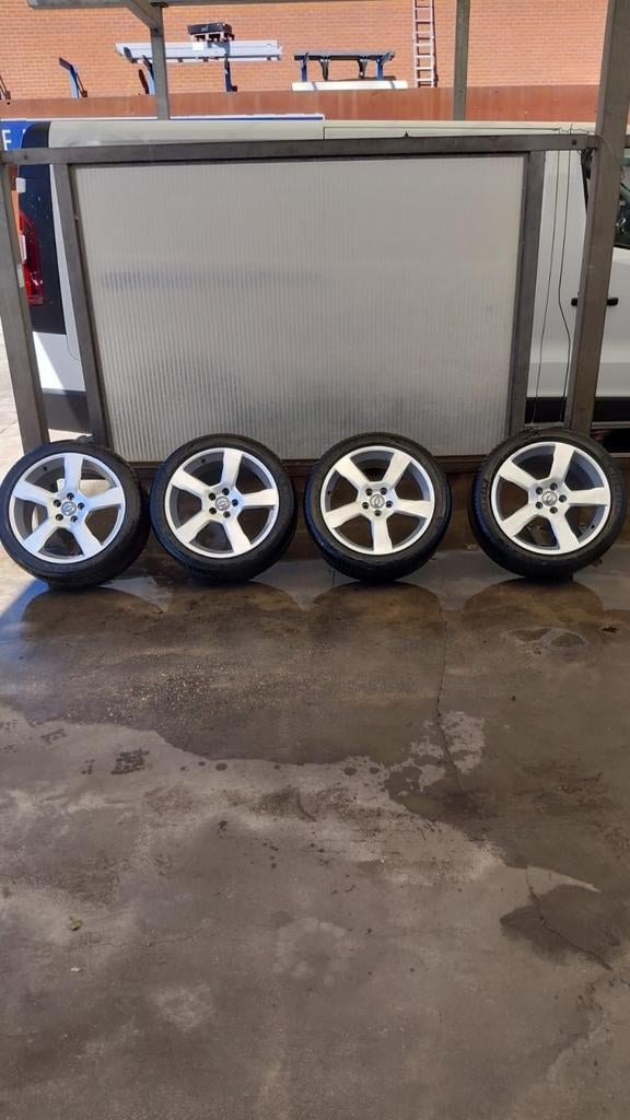 Volvo 18 inch Cratus velgen, Ophalen, 18 inch, 225 mm, Zomerbanden