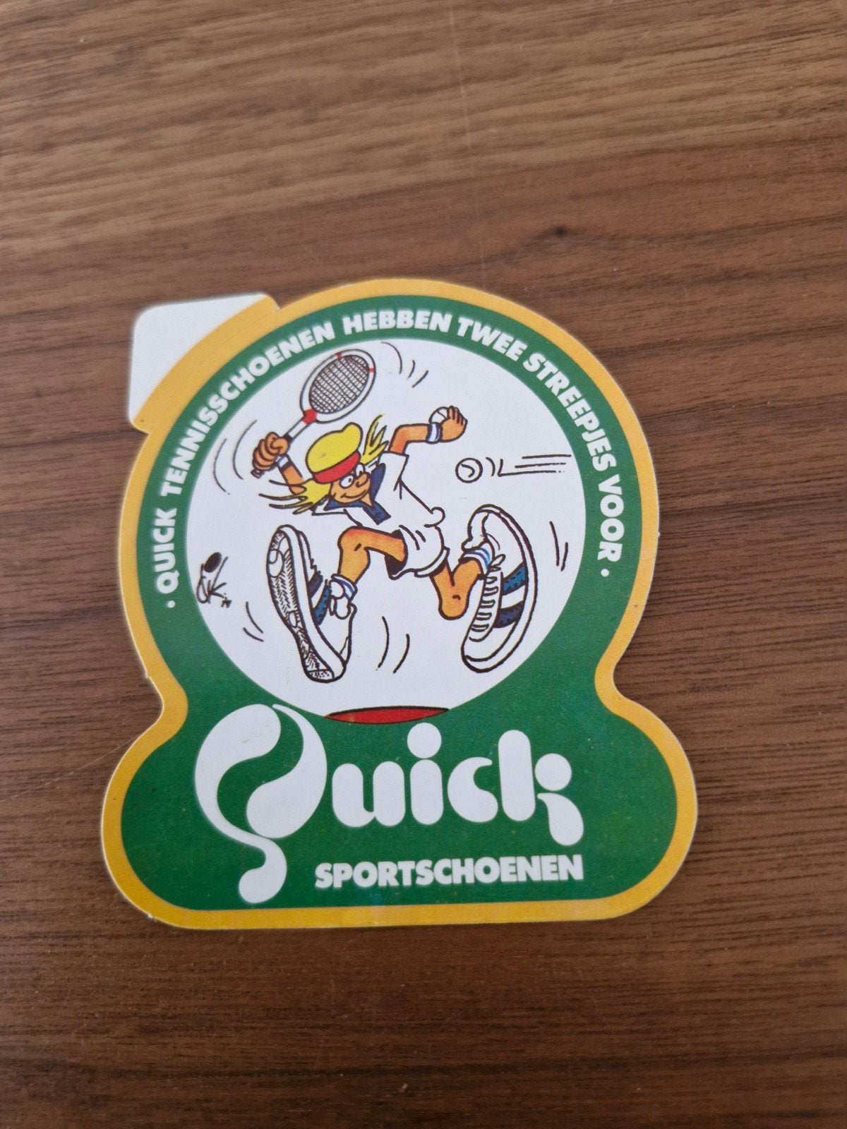 10678 Vintage Quick Sportschoenen Sticker - Tennis Retro, Ophalen of Verzenden, Zo goed als nieuw, Sport