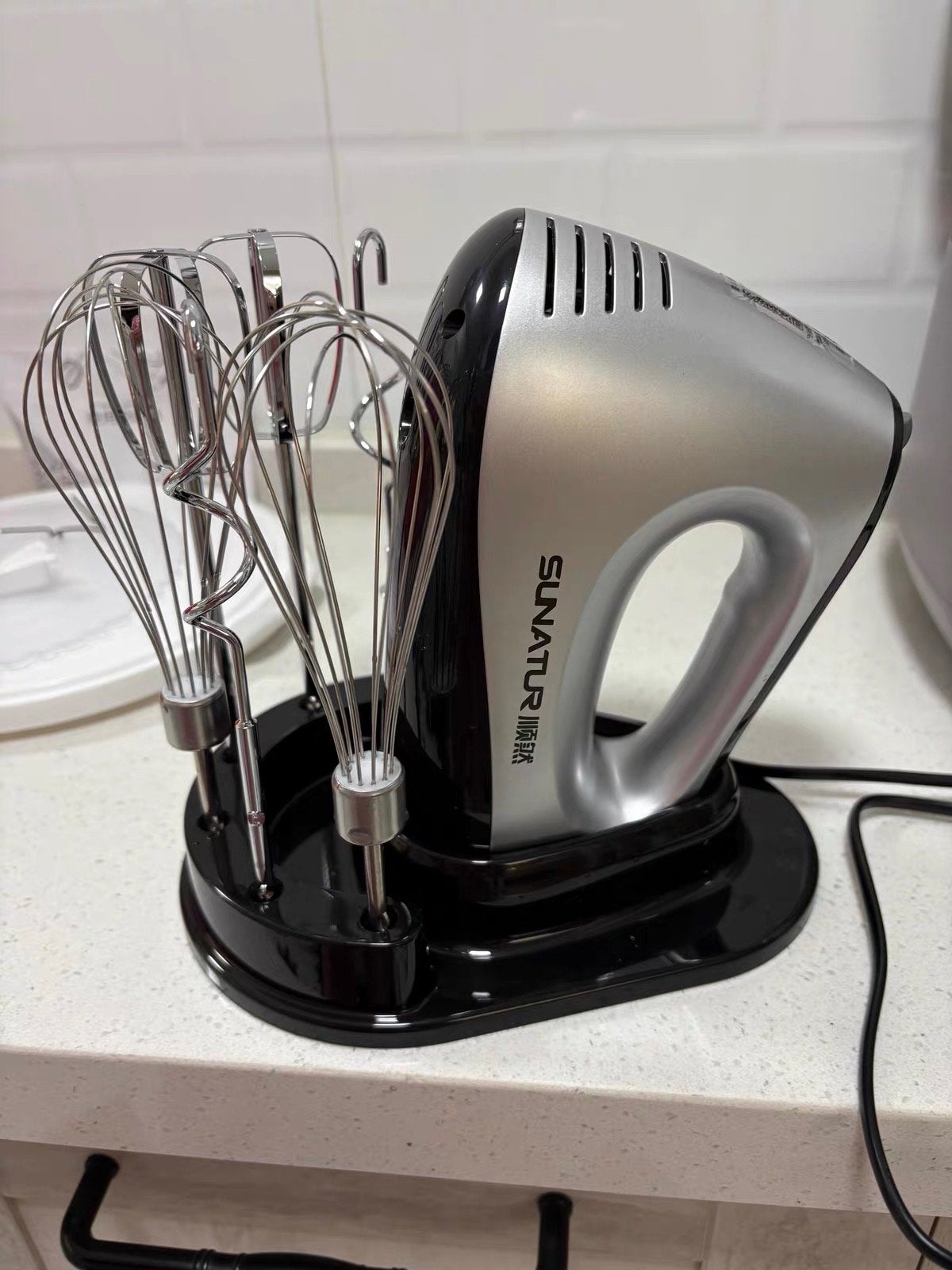 SUNATUR Handmixer SRZ-1052 met 5 snelheden en accessoires, Witgoed en Apparatuur, Keukenmixers, Ophalen of Verzenden, Nieuw, 3 snelheden of meer