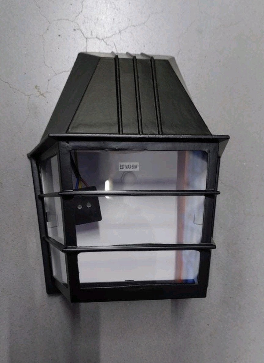 wandlampje voor buiten, Minder dan 50 watt, Wandlamp, Ophalen of Verzenden, Netvoeding