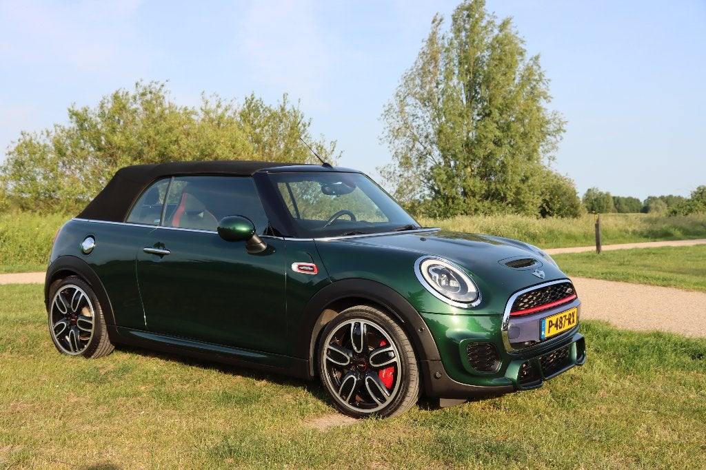 Mini 2.0 John Cooper Works Cabrio AUT 2017 Groen, Auto's, Automaat, 1998 cc, 4 cilinders, Cabriolet