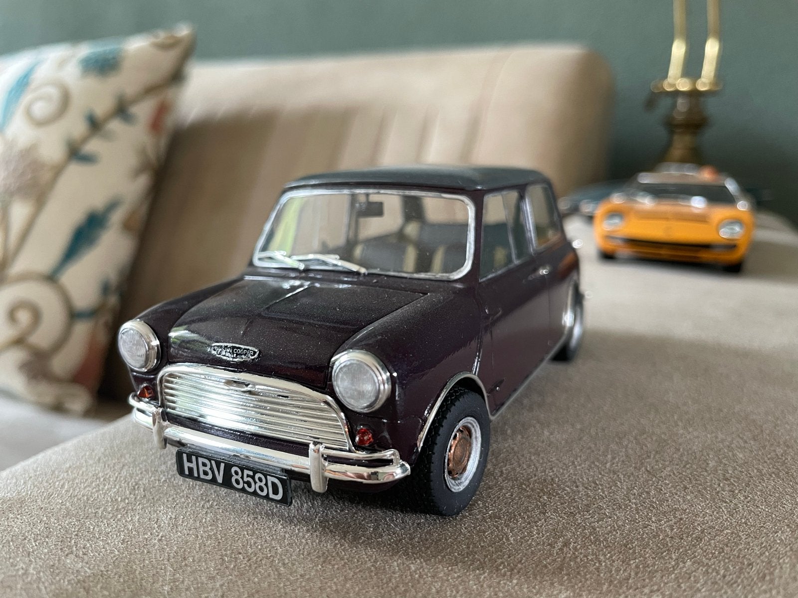 Mini Cooper 1/24 paars zelfgebouwd model, Ophalen of Verzenden, Zo goed als nieuw, Auto, Overige merken