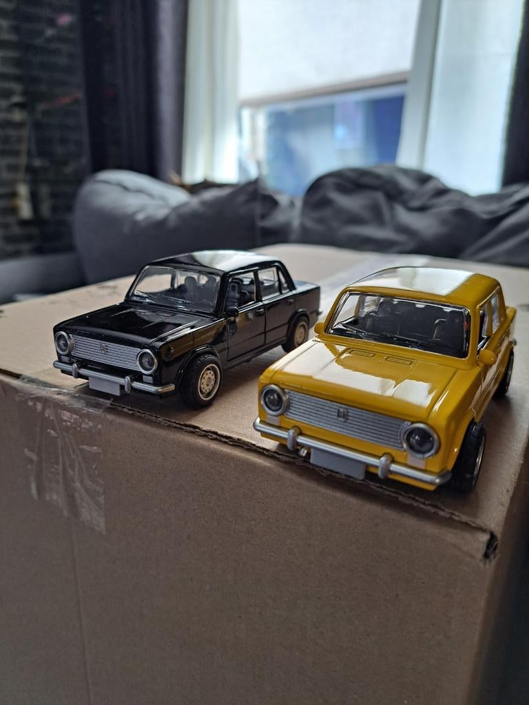 1 Lada modelauto  schaal 1:36, Ophalen of Verzenden, Gebruikt, Auto, Overige merken