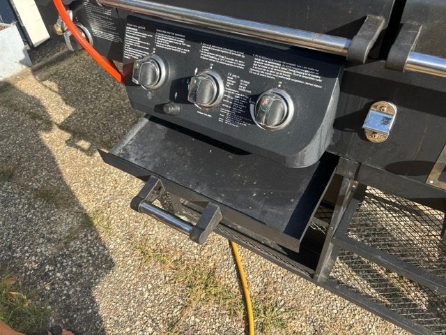 Tarrington House 4-in-1 BBQ - Goede staat, onder veranda, Ophalen, Gebruikt
