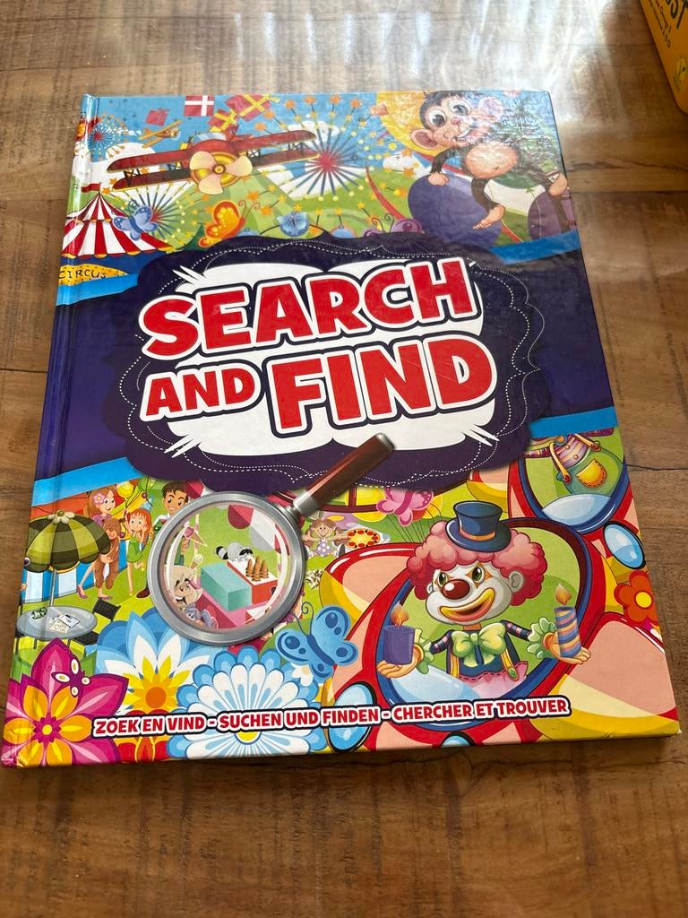 Search and Find Zoekboek - Circus Thema, Ophalen of Verzenden, Zo goed als nieuw