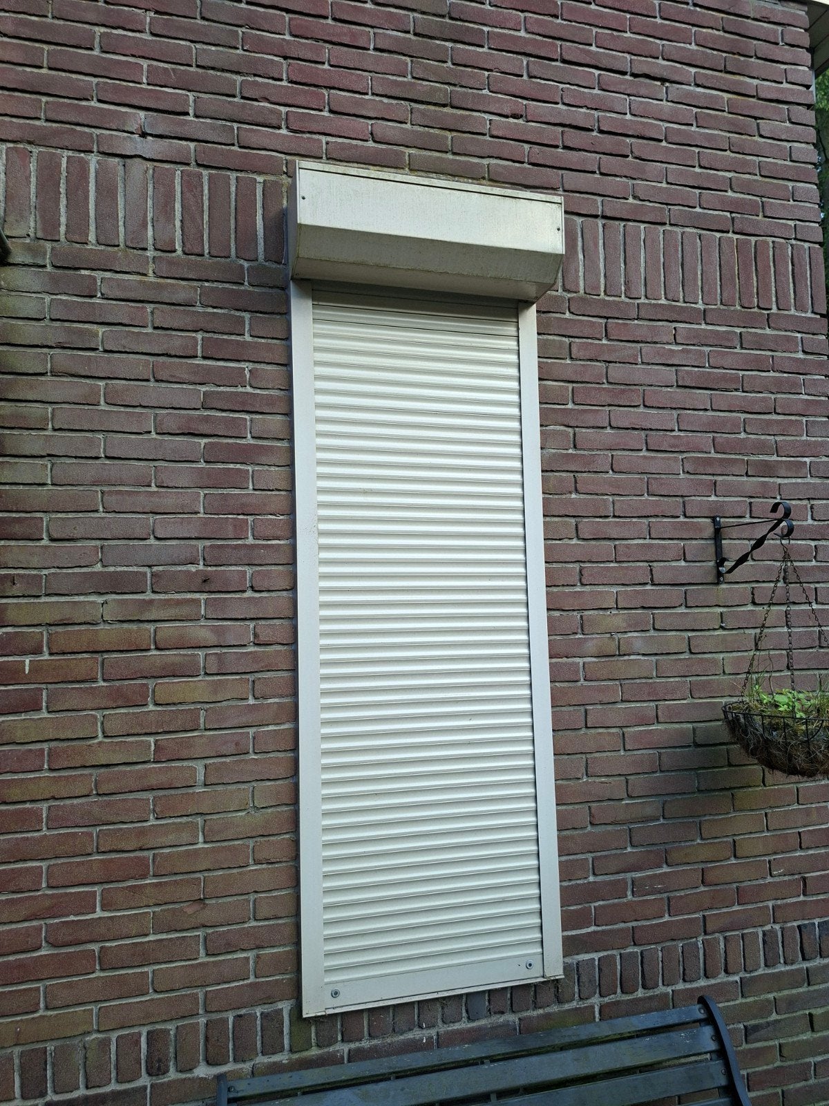 2x Handbediende Rolluiken - Diverse Maten, Doe-het-zelf en Verbouw, Rolluiken, Ophalen