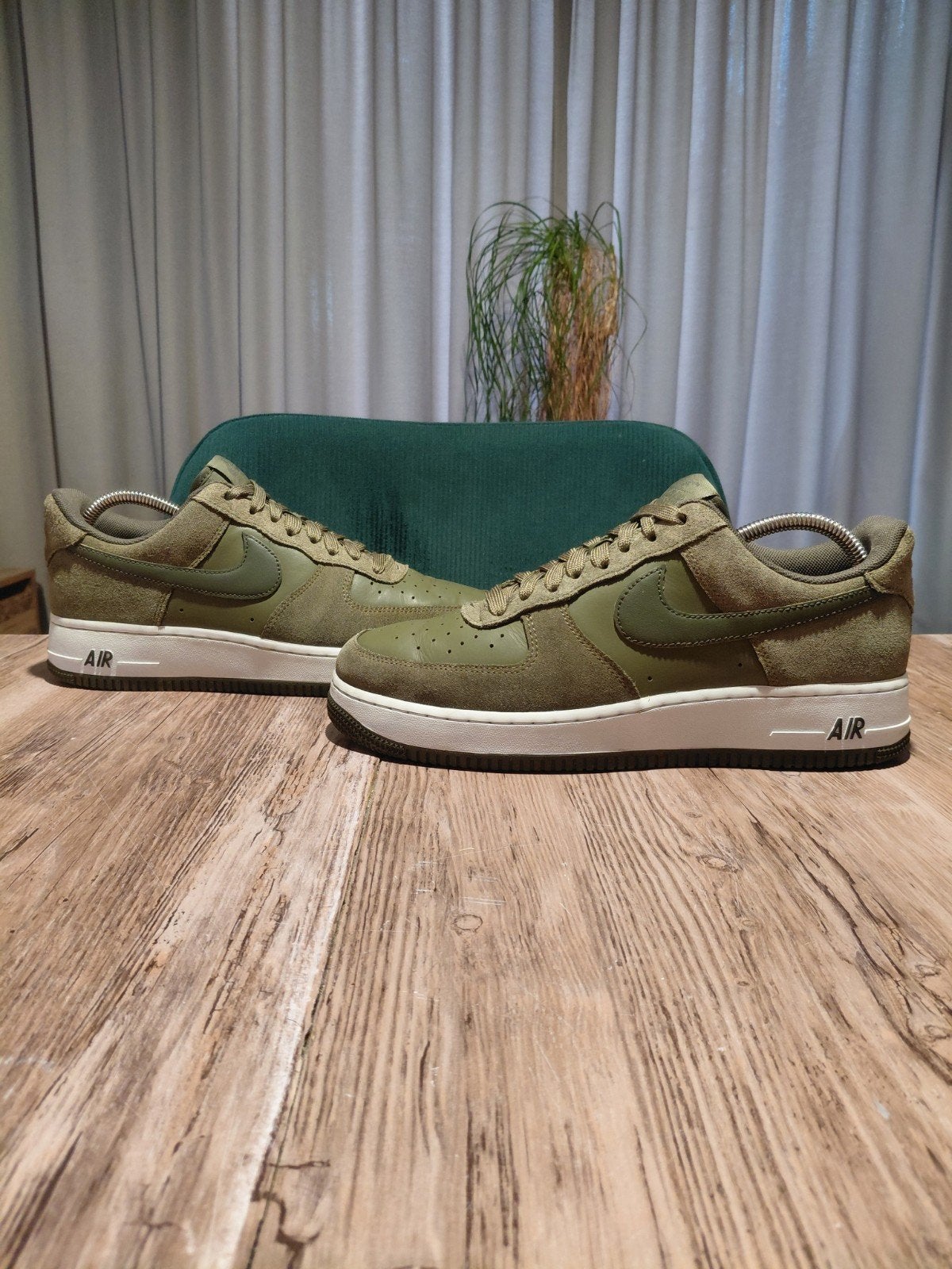 Nike Air Force 1 ' Medium Olive' Size 43, Overige kleuren, Nike, Ophalen of Verzenden, Sneakers of Gympen