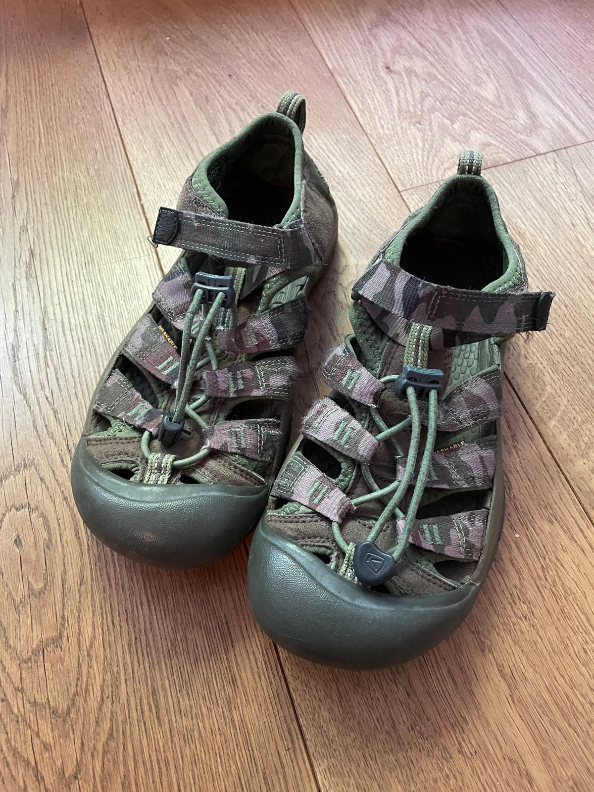 Keen sandalen maat 36 camouflage groen/bruin, Ophalen of Verzenden, Gebruikt, Jongen of Meisje, Schoenen
