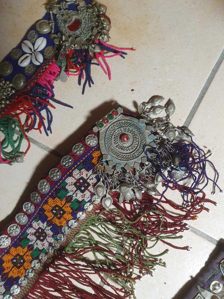 Set van 4 Vintage Afghaanse Buikdans Riemen met Schelpen, Ophalen of Verzenden