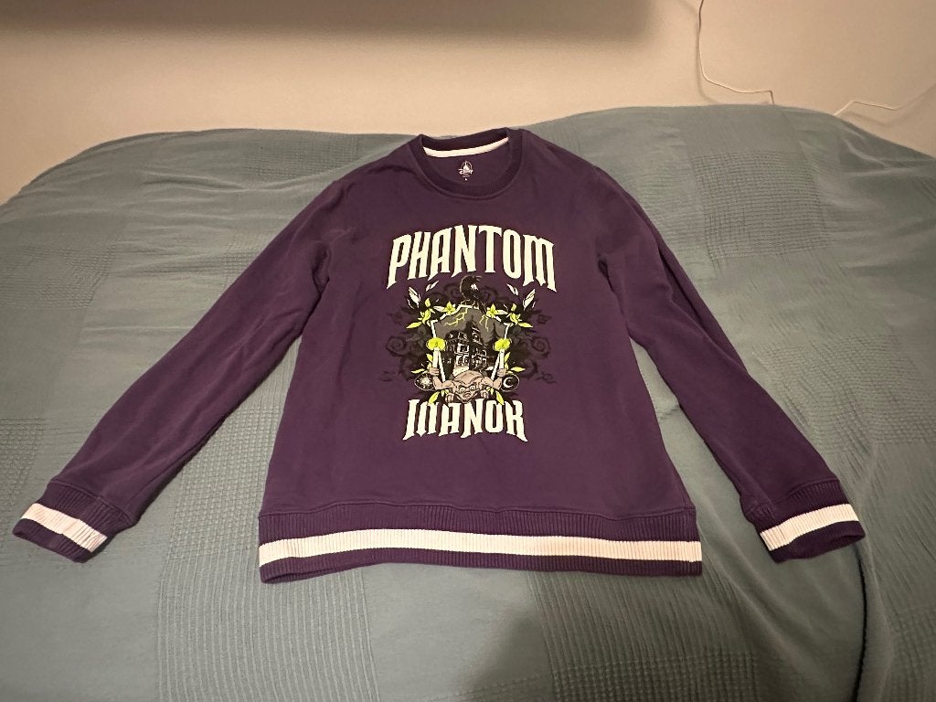 Disneyland Phantom manor trui paars maat S, nieuw, Ophalen of Verzenden, Overige figuren, Nieuw, Kleding of Textiel