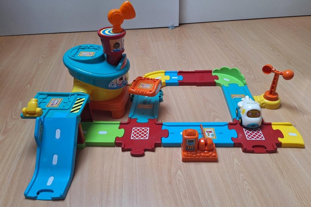 Vtech Toet Toet Vliegveld, Ophalen, Gebruikt