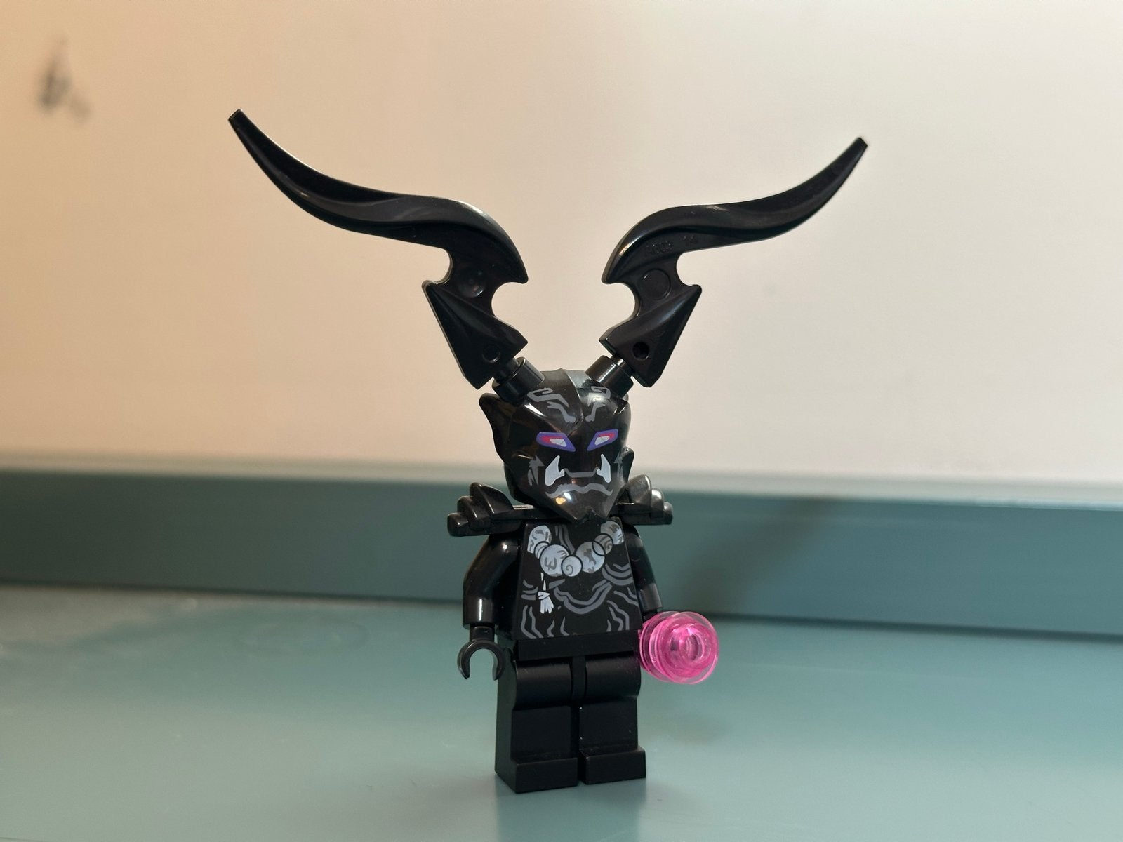Lego Ninjago Omega Oni Minifiguur met hoorns, ZEER ZELDZAAM!, Kinderen en Baby's, Verzenden, Lego, Zo goed als nieuw, Minifiguur