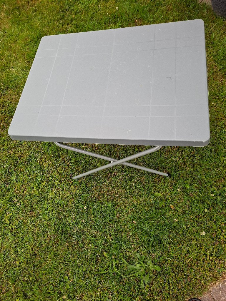 TUINTAFEL INKLAPBAAR, Tuin en Terras, Tuintafels, Ophalen, Zo goed als nieuw, Rechthoekig, Kunststof