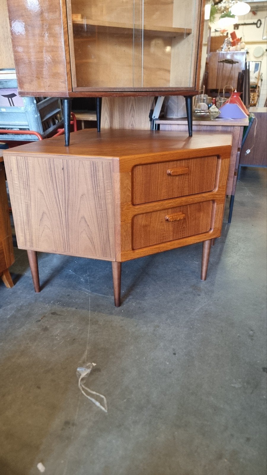 vintage hoekkast Dyrlund made in Denmark, ,, Zo goed als nieuw, ,, ,