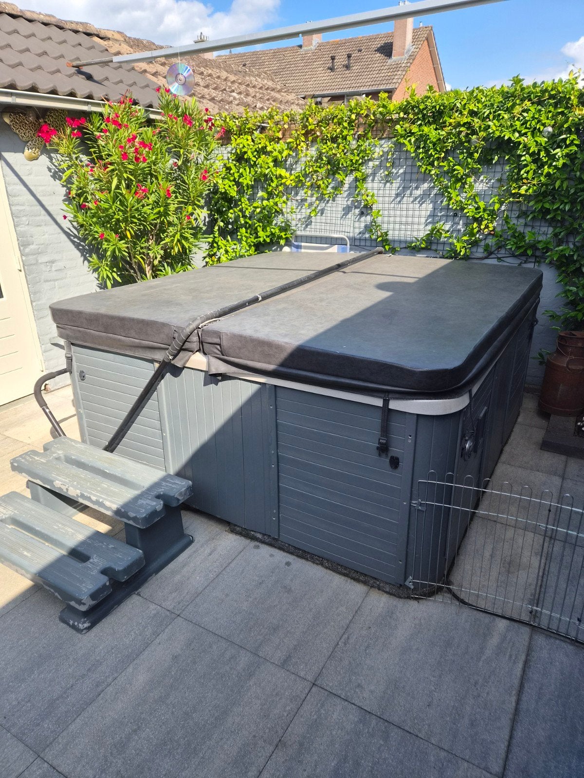 Balboa Jacuzzi voor 5 personen - Goed onderhouden, Ophalen, Gebruikt