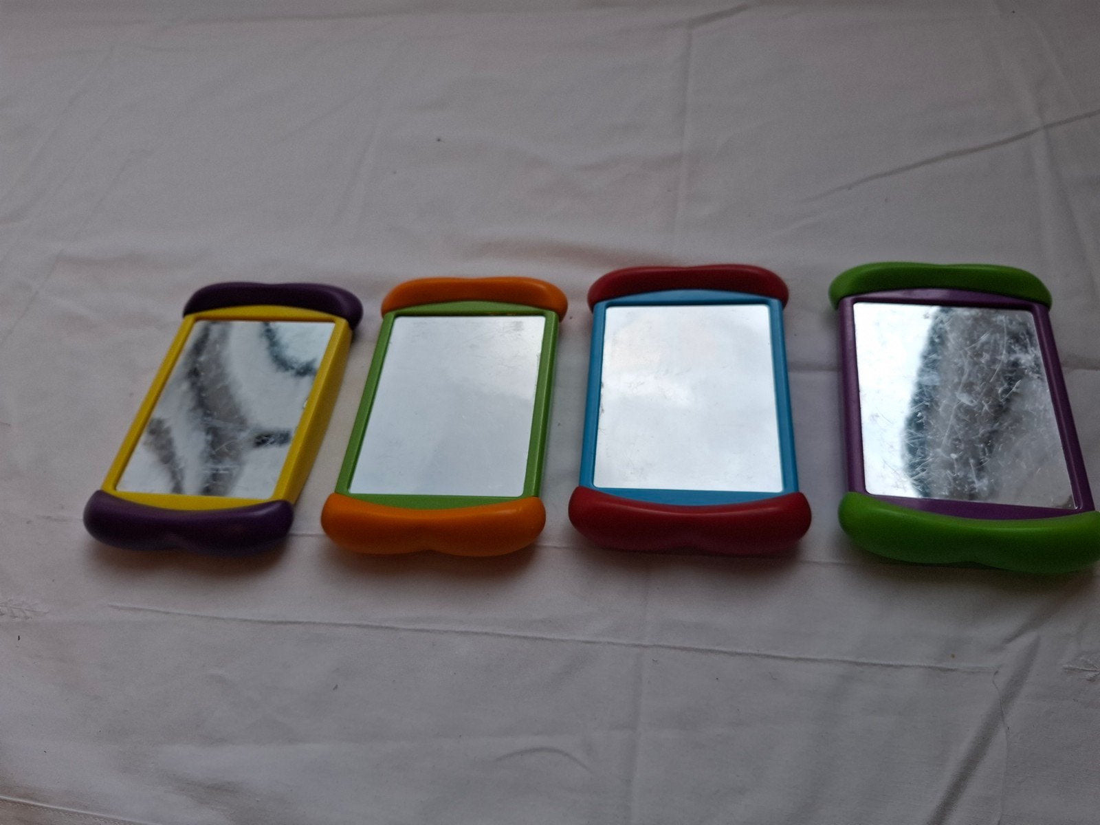 Learning Resources set van 4 spiegels., Kinderen en Baby's, Speelgoed | Babyspeelgoed, Ophalen of Verzenden