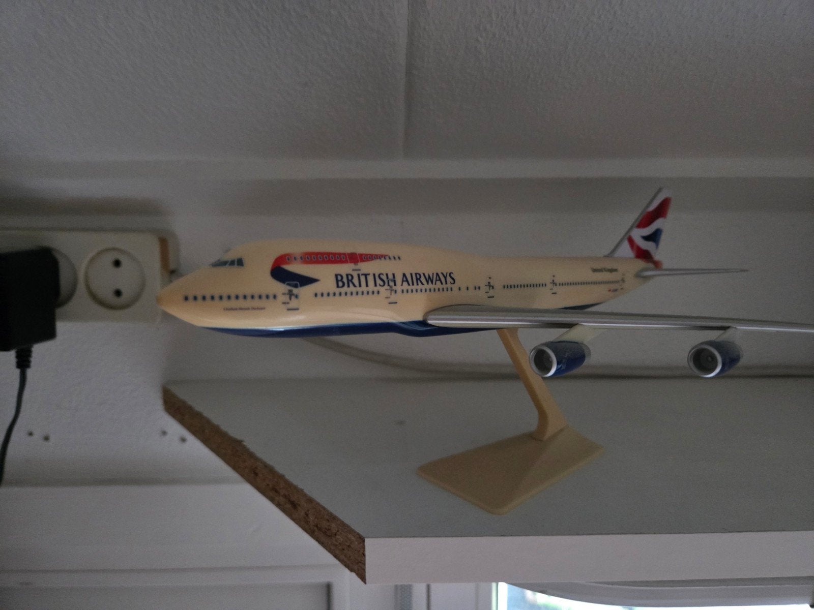Schaalmodel British Airways, Overige merken, Ophalen of Verzenden, Zo goed als nieuw, Groter dan 1:72