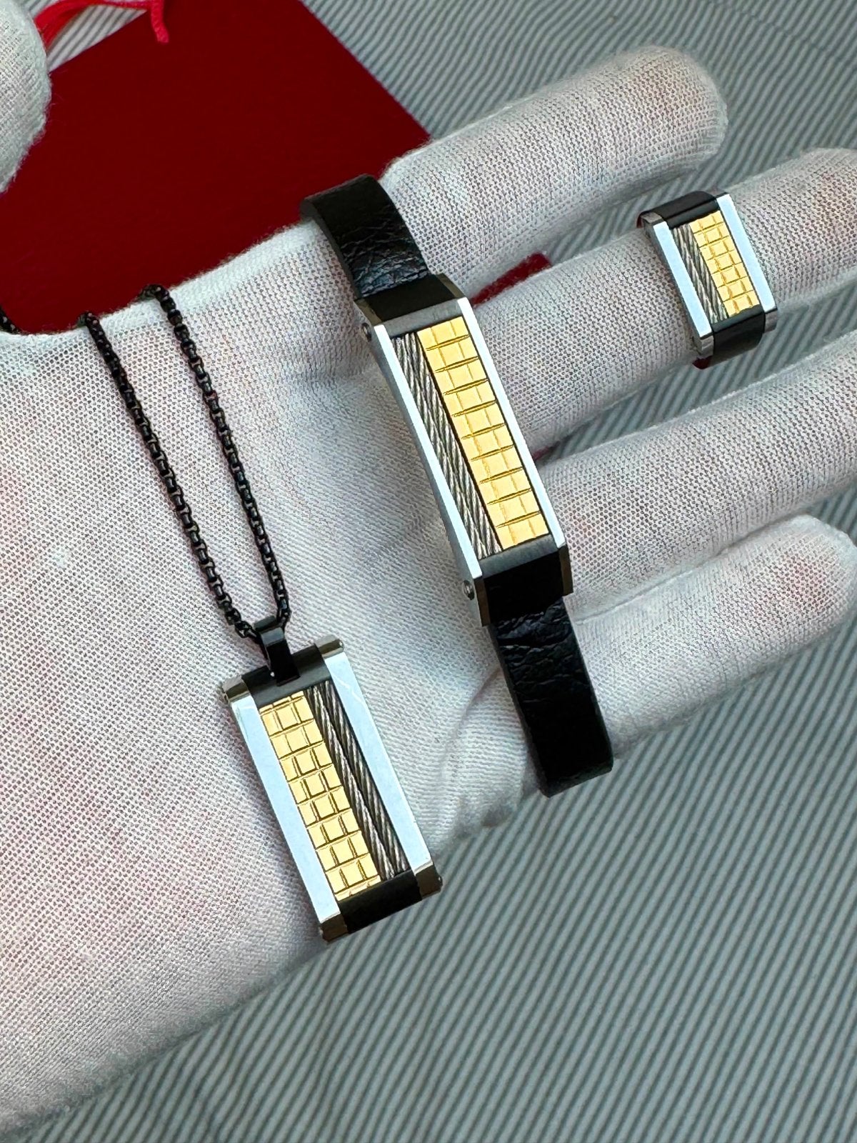 Stijlvolle sieradenset: ketting, armband en ring, 18 tot 19, IJzer of Staal, Zwart, Nieuw