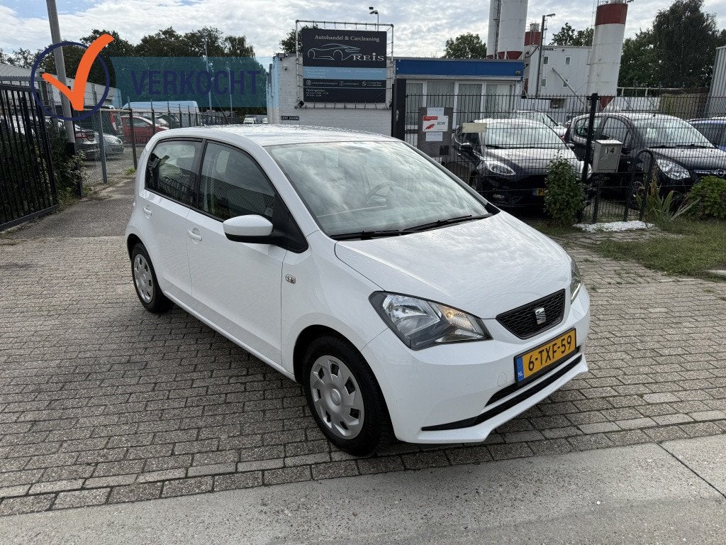 SEAT Mii 1.0 Style*DRIEMNIEUW*DEALERONDERHOUDEN* (bj 2013), Auto's, Seat, Euro 5, Stof, Mii, Wit
